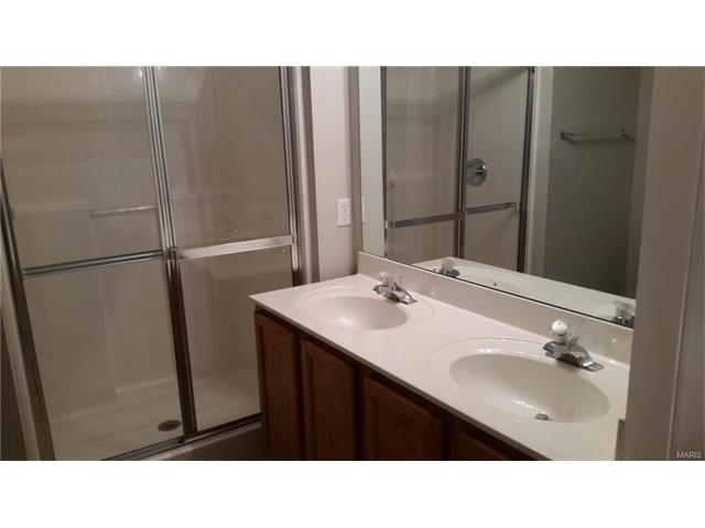 664 Homerun, O'fallon, MO 63366 photo 9