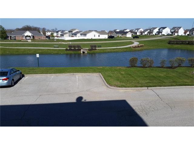 664 Homerun, O'fallon, MO 63366 photo 2