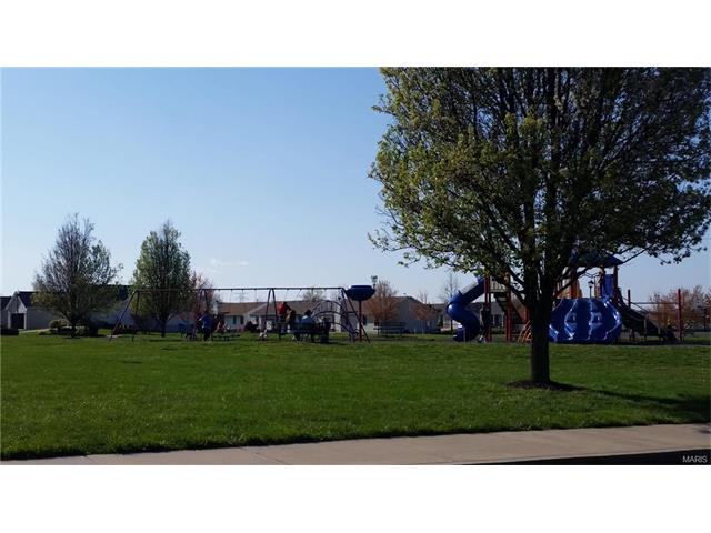 664 Homerun, O'fallon, MO 63366 photo 15