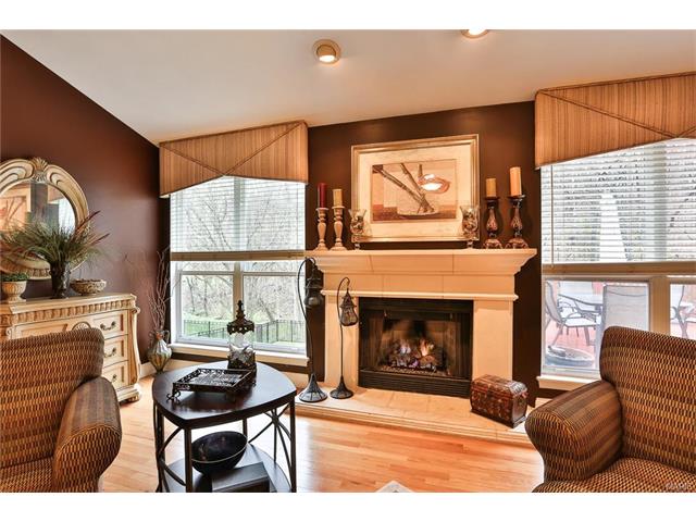421 Gateford Dr, Ballwin, MO 63021 photo 9