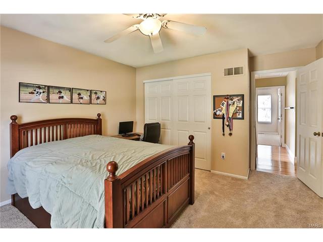 421 Gateford Dr, Ballwin, MO 63021 photo 26