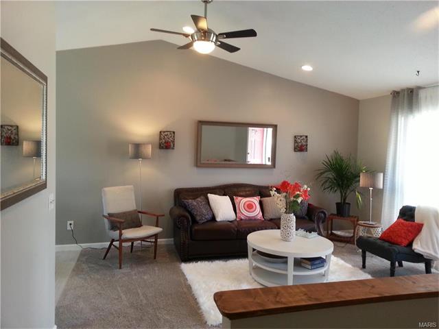 1346 Half Moon Dr, O'fallon, MO 63366 photo 8