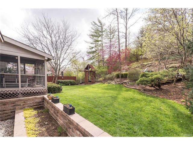 1742 Warmington Ct, Ballwin, MO 63021 photo 36