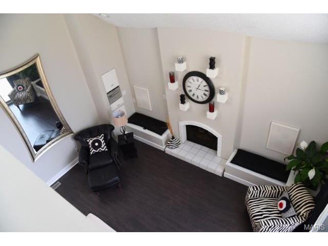 906 Imperial Pt, Ballwin, MO 63021 photo 11