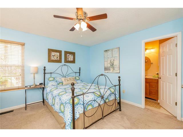 2511 Amarillo Dr, O'fallon, MO 63368 photo 10