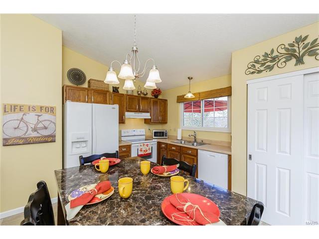 2511 Amarillo Dr, O'fallon, MO 63368 photo 7