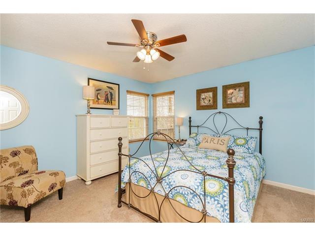 2511 Amarillo Dr, O'fallon, MO 63368 photo 9