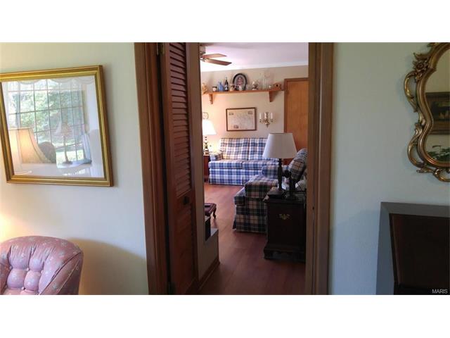 10530 Renwick, Sappington, MO 63128 photo 11