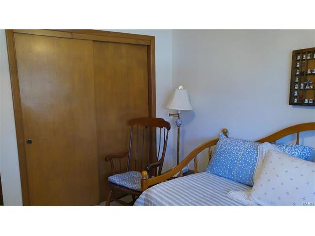10530 Renwick, Sappington, MO 63128 photo 13