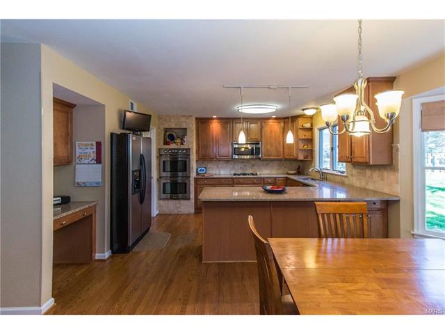 346 Stablestone, Chesterfield, MO 63017 photo 15