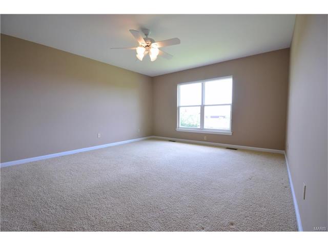 2516 Newpoint Dr, Wildwood, MO 63011 photo 10