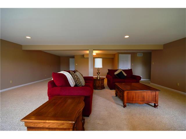 2516 Newpoint Dr, Wildwood, MO 63011 photo 21
