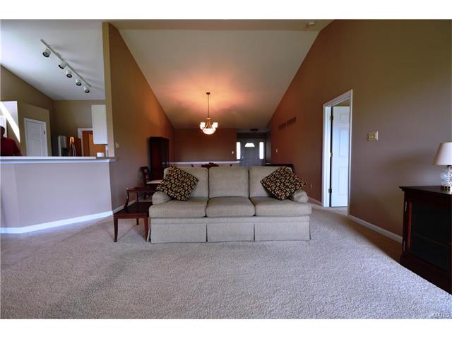 2516 Newpoint Dr, Wildwood, MO 63011 photo 7
