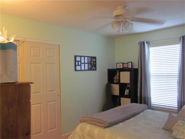 2827 Sparrow Dr, O'fallon, MO 63368 photo 20