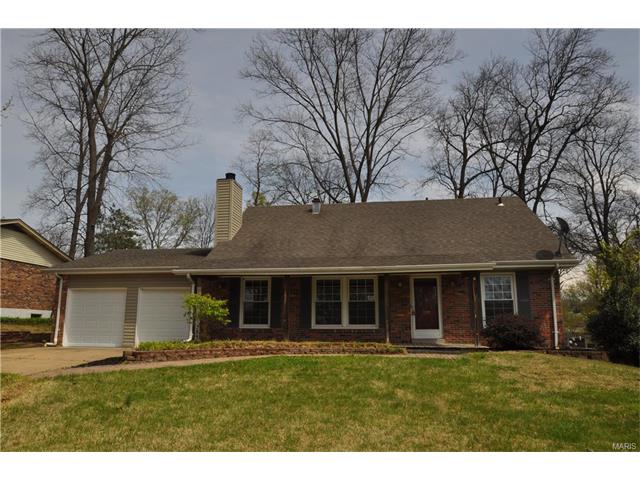 530 Spring Meadows Dr, Ballwin, MO 63011 photo 1