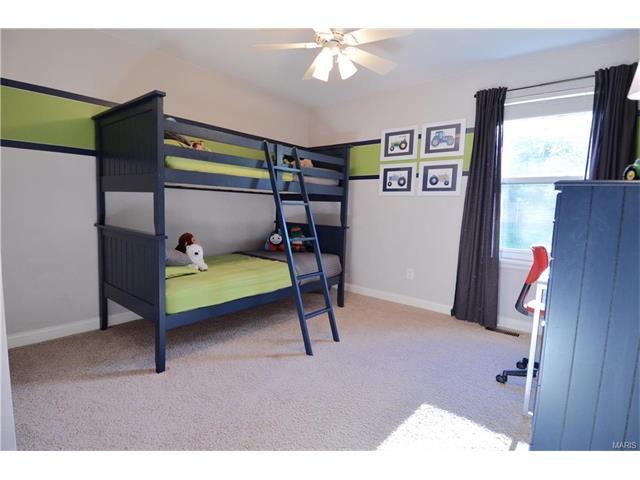 1246 Red Oak Plantation Dr, Ballwin, MO 63021 photo 21