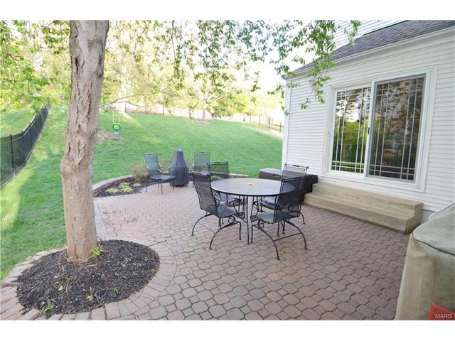 1246 Red Oak Plantation Dr, Ballwin, MO 63021 photo 29