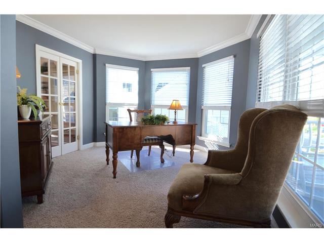 1246 Red Oak Plantation Dr, Ballwin, MO 63021 photo 6