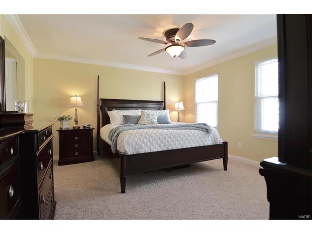 1246 Red Oak Plantation Dr, Ballwin, MO 63021 photo 16