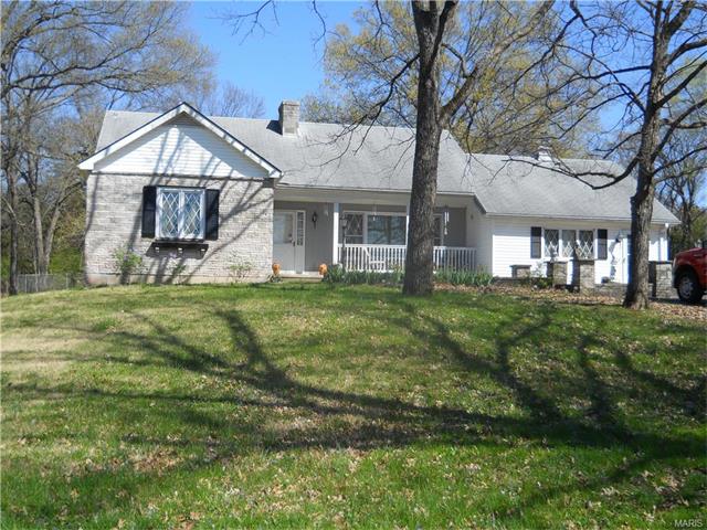 156 Harmon Hill Ln, Pacific, MO 63069 photo 1