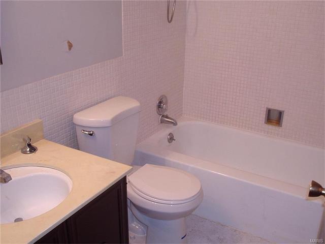 5348 Trailoaks Dr, Black Jack, MO 63033 photo 17