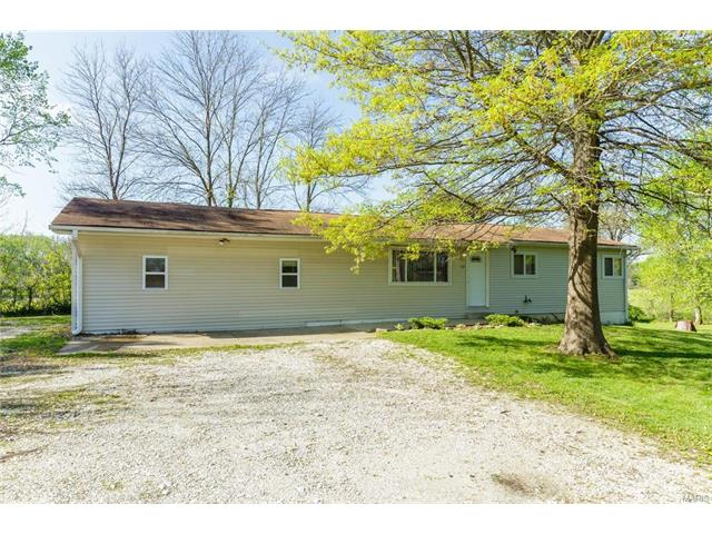 110 Red Deer Ln, O Fallon, MO 63366 photo 1