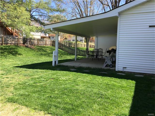 1124 Pinrun Dr, Ballwin, MO 63011 photo 31