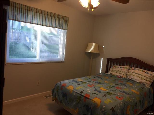 1124 Pinrun Dr, Ballwin, MO 63011 photo 20