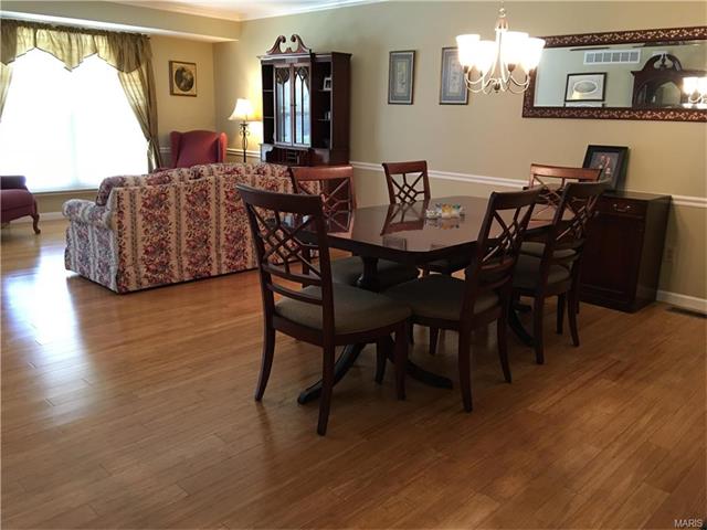 1124 Pinrun Dr, Ballwin, MO 63011 photo 11