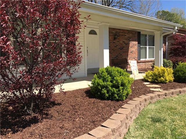 1124 Pinrun Dr, Ballwin, MO 63011 photo 4