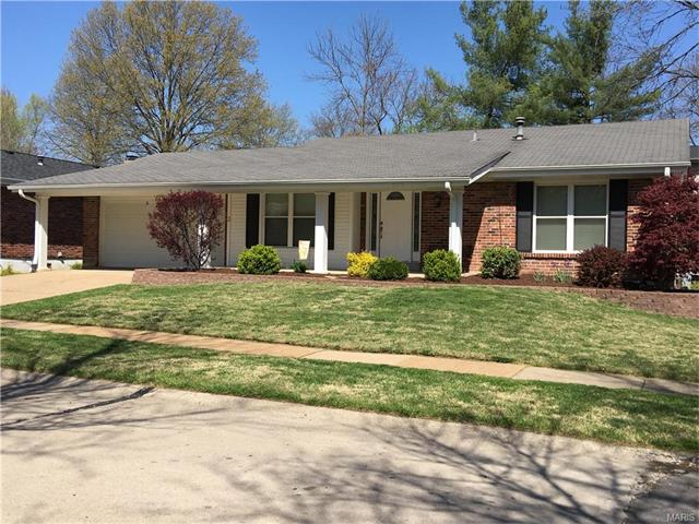 1124 Pinrun Dr, Ballwin, MO 63011 photo 3