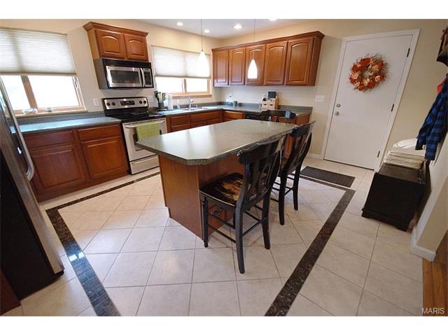 275 Baxter, Ballwin, MO 63011 photo 6