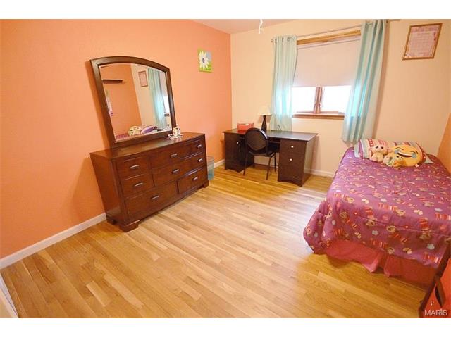 275 Baxter, Ballwin, MO 63011 photo 17