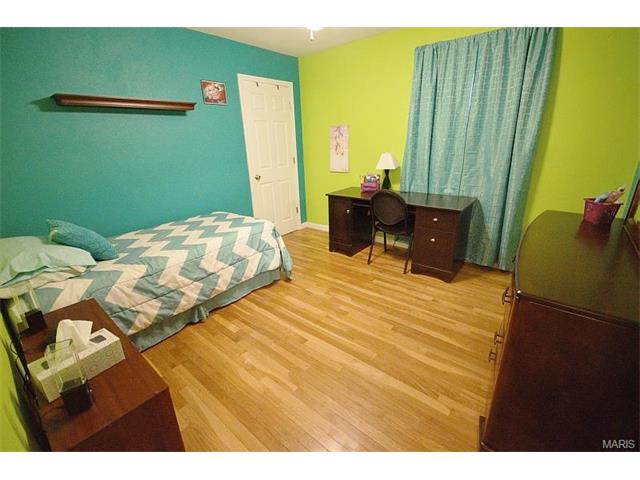 275 Baxter, Ballwin, MO 63011 photo 14