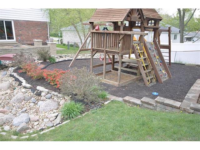 275 Baxter, Ballwin, MO 63011 photo 26