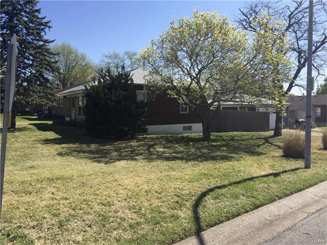 7154 Sharp Ave, Saint Louis, MO 63116 photo 3