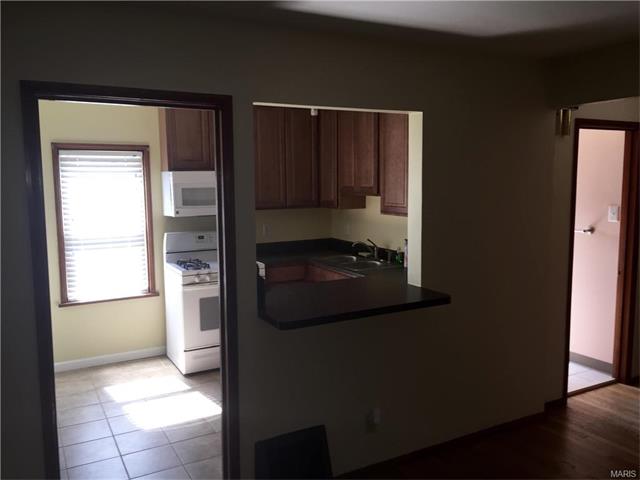 7154 Sharp Ave, Saint Louis, MO 63116 photo 6