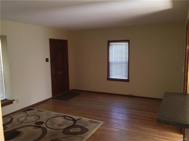 7154 Sharp Ave, Saint Louis, MO 63116 photo 12