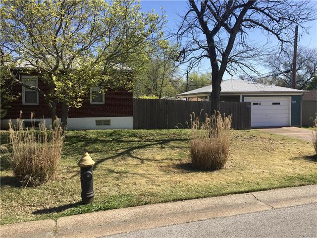 7154 Sharp Ave, Saint Louis, MO 63116 photo 4