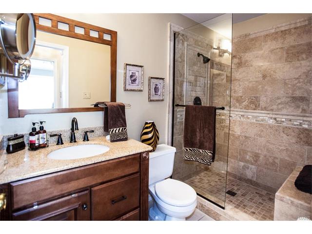 1 Ridgeview Circle Ct, Ballwin, MO 63021 photo 5