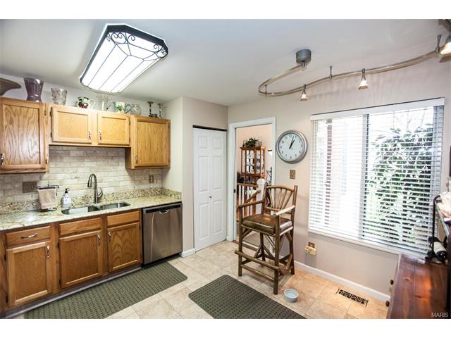 1 Ridgeview Circle Ct, Ballwin, MO 63021 photo 10