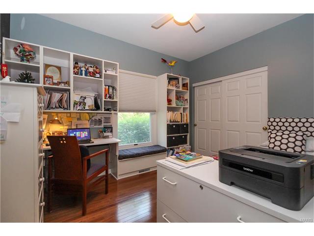 1444 Carriage Bridge Trl, Ballwin, MO 63021 photo 33