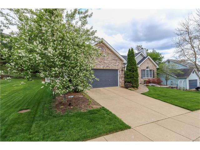 1444 Carriage Bridge Trl, Ballwin, MO 63021 photo 3