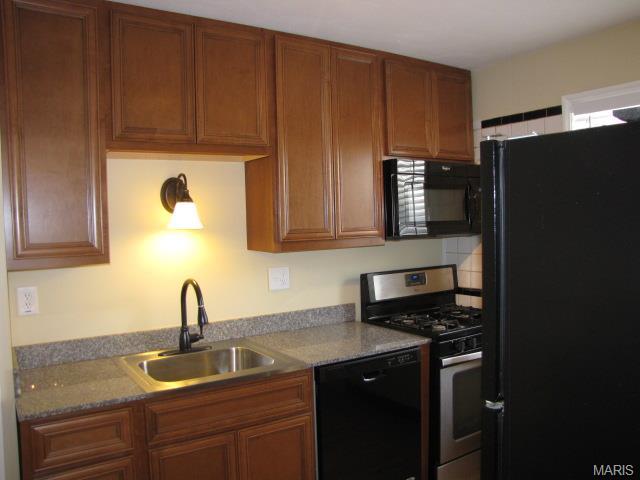 2227 Atwater Ave, Greendale, MO 63121 photo 5