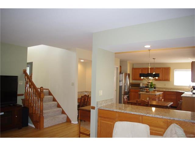 7248 Watsons Parish Dr, O'fallon, MO 63368 photo 8