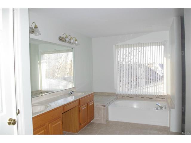 7248 Watsons Parish Dr, O'fallon, MO 63368 photo 18