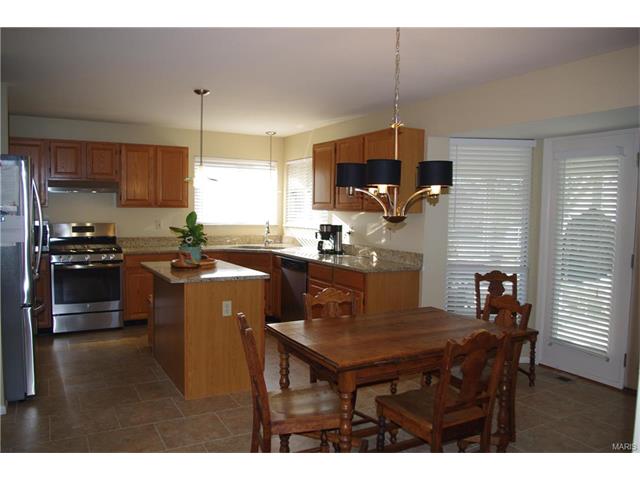 7248 Watsons Parish Dr, O'fallon, MO 63368 photo 6