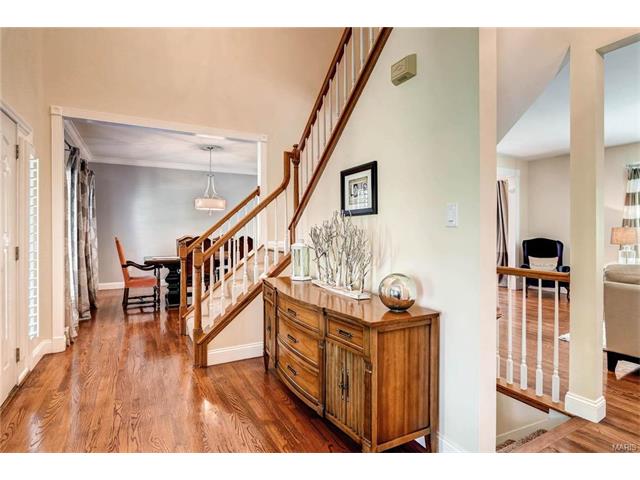 5589 Hennsley Cir, Weldon Spring, MO 63304 photo 4