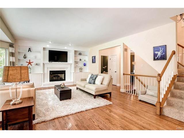 5589 Hennsley Cir, Weldon Spring, MO 63304 photo 6