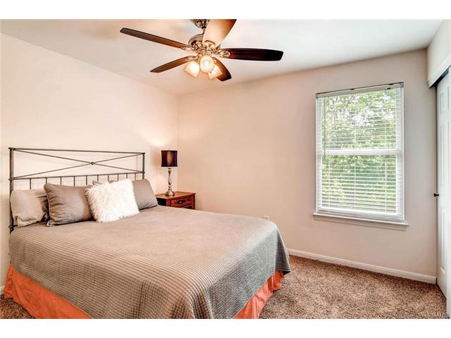 5589 Hennsley Cir, Weldon Spring, MO 63304 photo 22